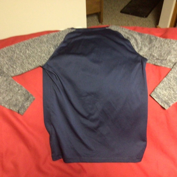 NHL EDMONTON Oilers tshirt - Picture 2 of 2